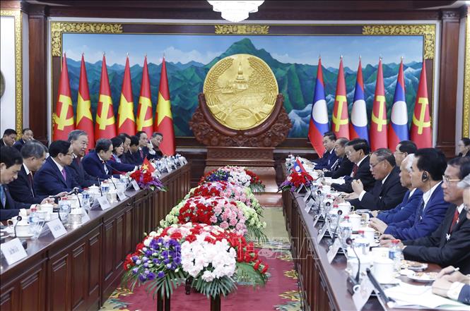 Tổng Bí thư Tô Lâm và Tổng Bí thư, Chủ tịch nước Lào hội đàm- Ảnh 2.