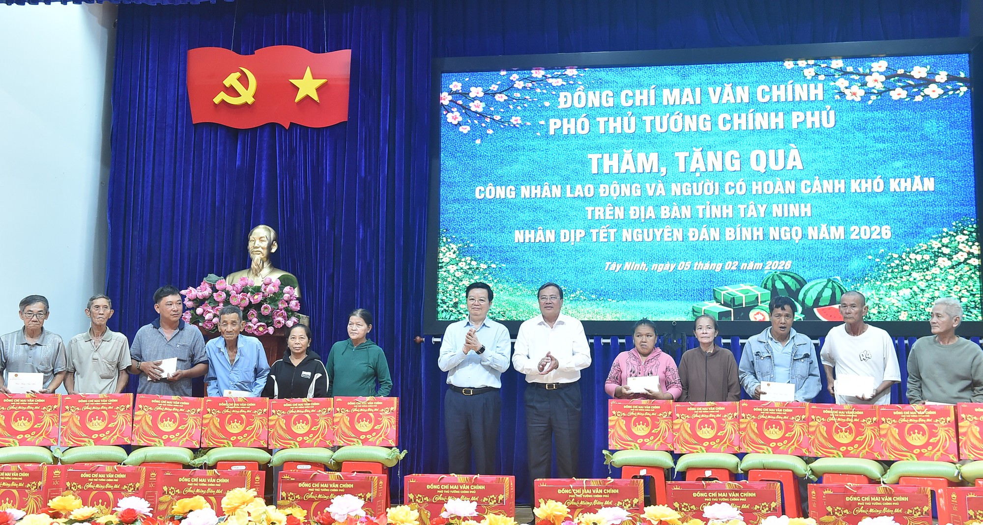 Phó Thủ tướng Mai Văn Chính thăm và tặng quà Tết tại tỉnh Tây Ninh- Ảnh 2.