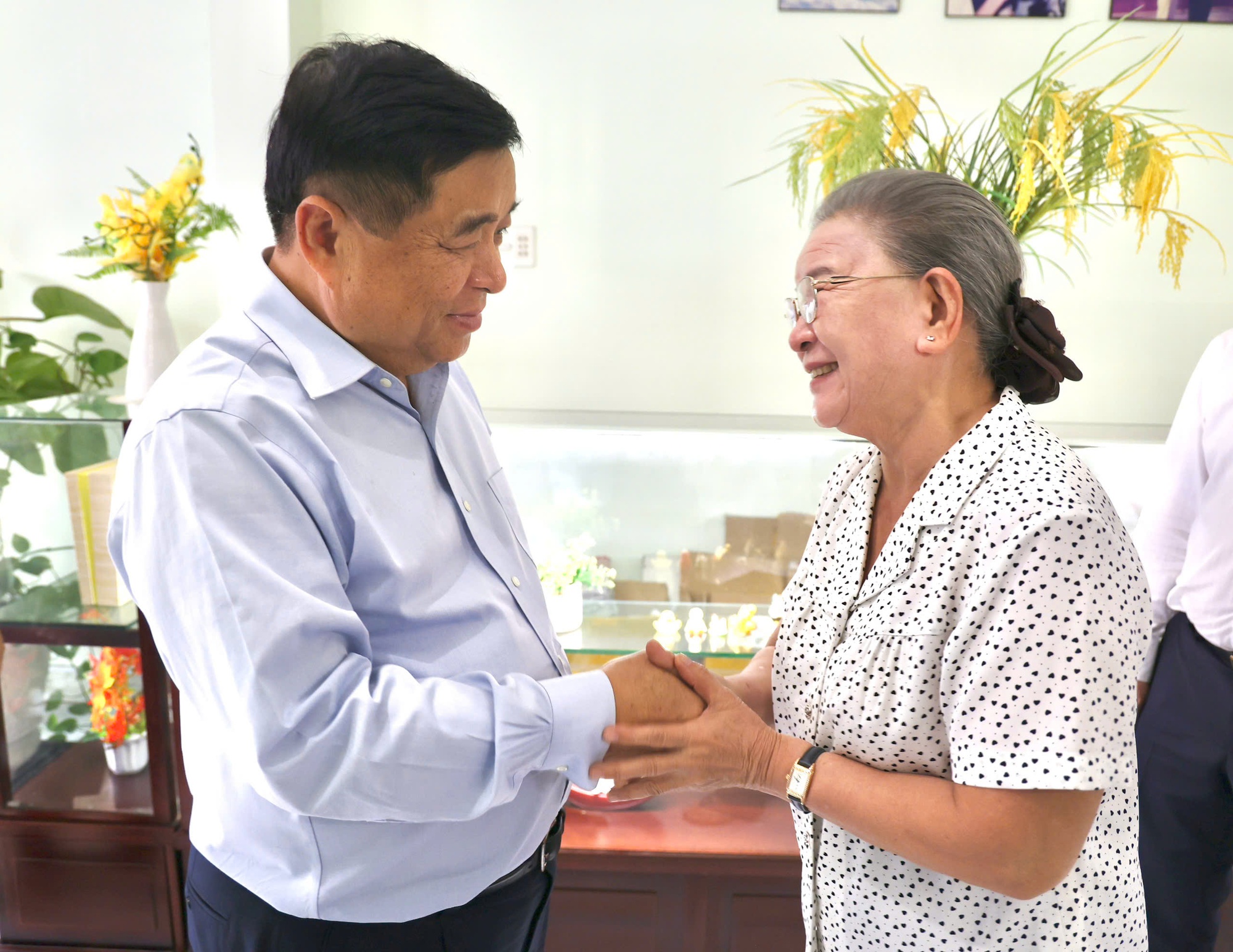 Phó Thủ tướng Nguyễn Chí Dũng thăm, tặng quà nhân dân tỉnh Khánh Hoà- Ảnh 9.