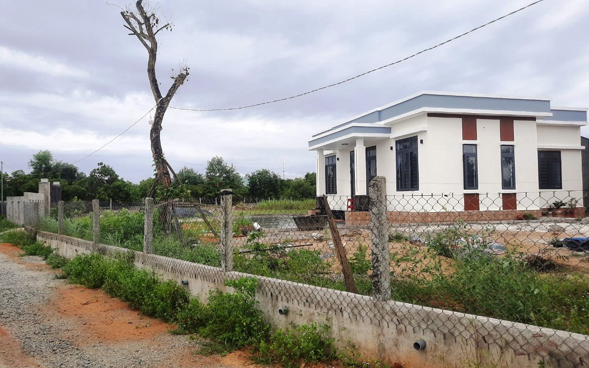 Xây nhà trên đất nông nghiệp, xin cấp sổ có phải nộp lại số lợi bất hợp pháp?