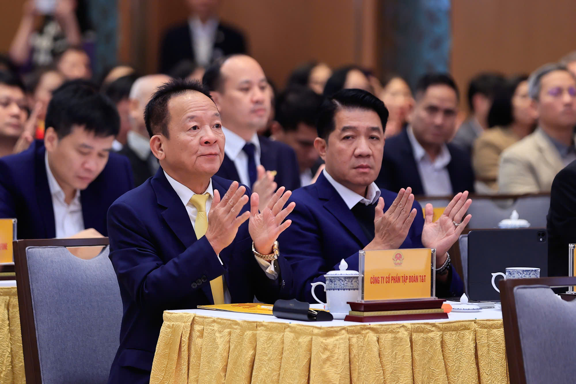 Hùng Nhơn và De Heus liên kết phát triển nông nghiệp xanh, bền vững- Ảnh 1.