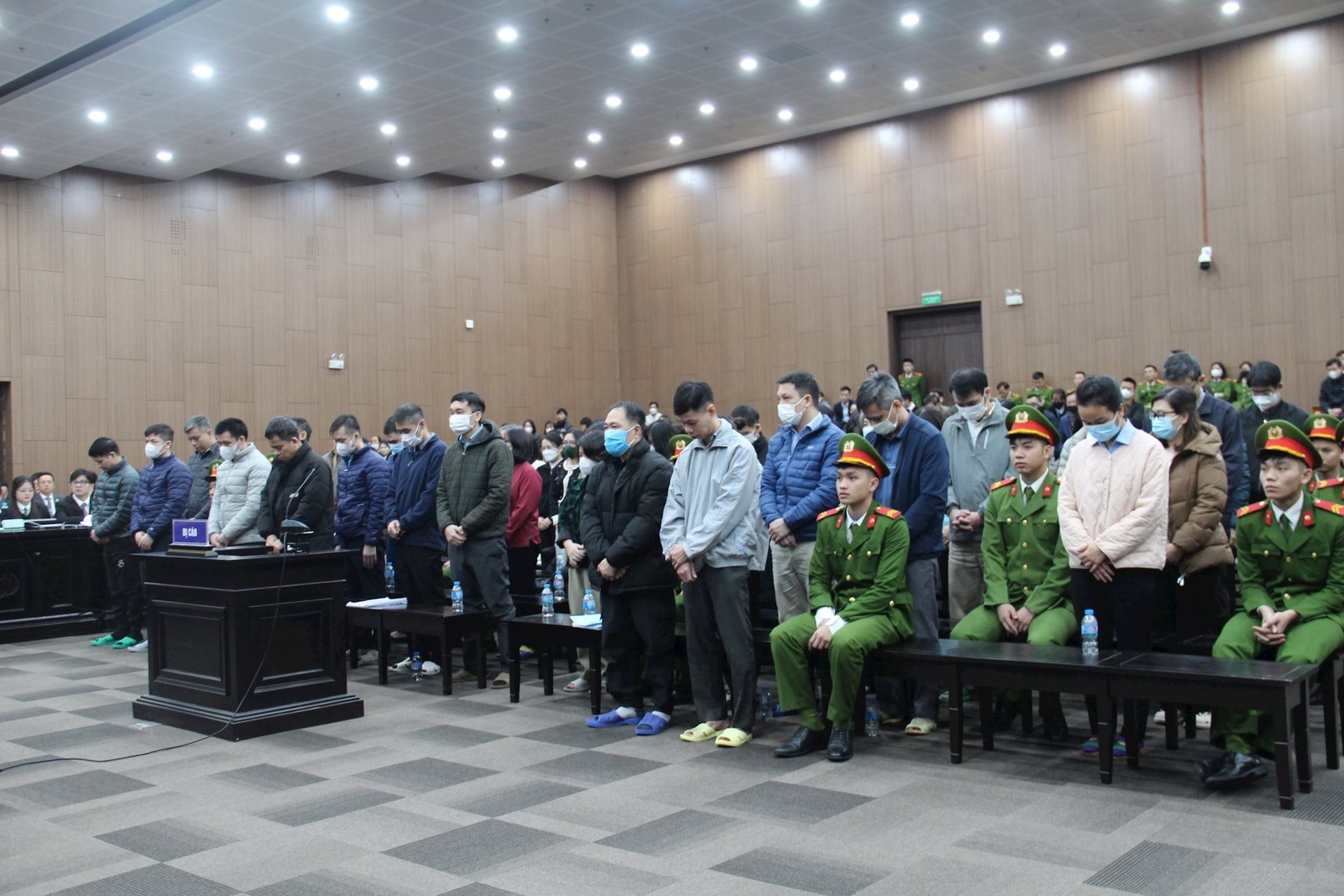 35 bị cáo trong vụ án đưa và nhận hối lộ tại Cục An toàn thực phẩm xin giảm nhẹ hình phạt- Ảnh 2.