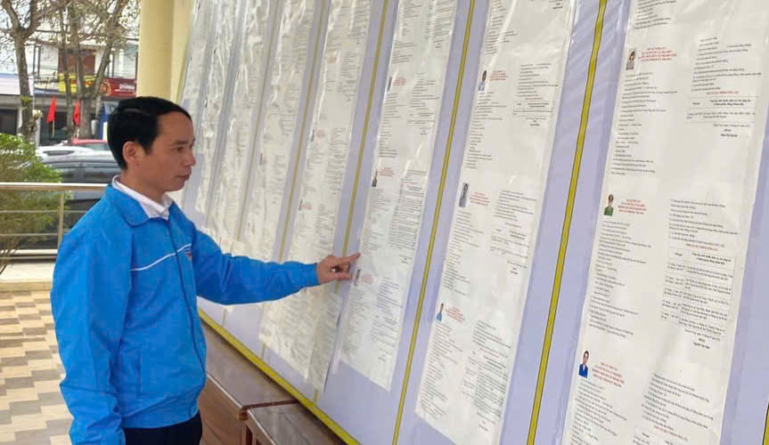 Cử tri gửi gắm kỳ vọng trước ngày bầu cử- Ảnh 3. Cử tri gửi gắm kỳ vọng trước ngày bầu cử- Ảnh 3.