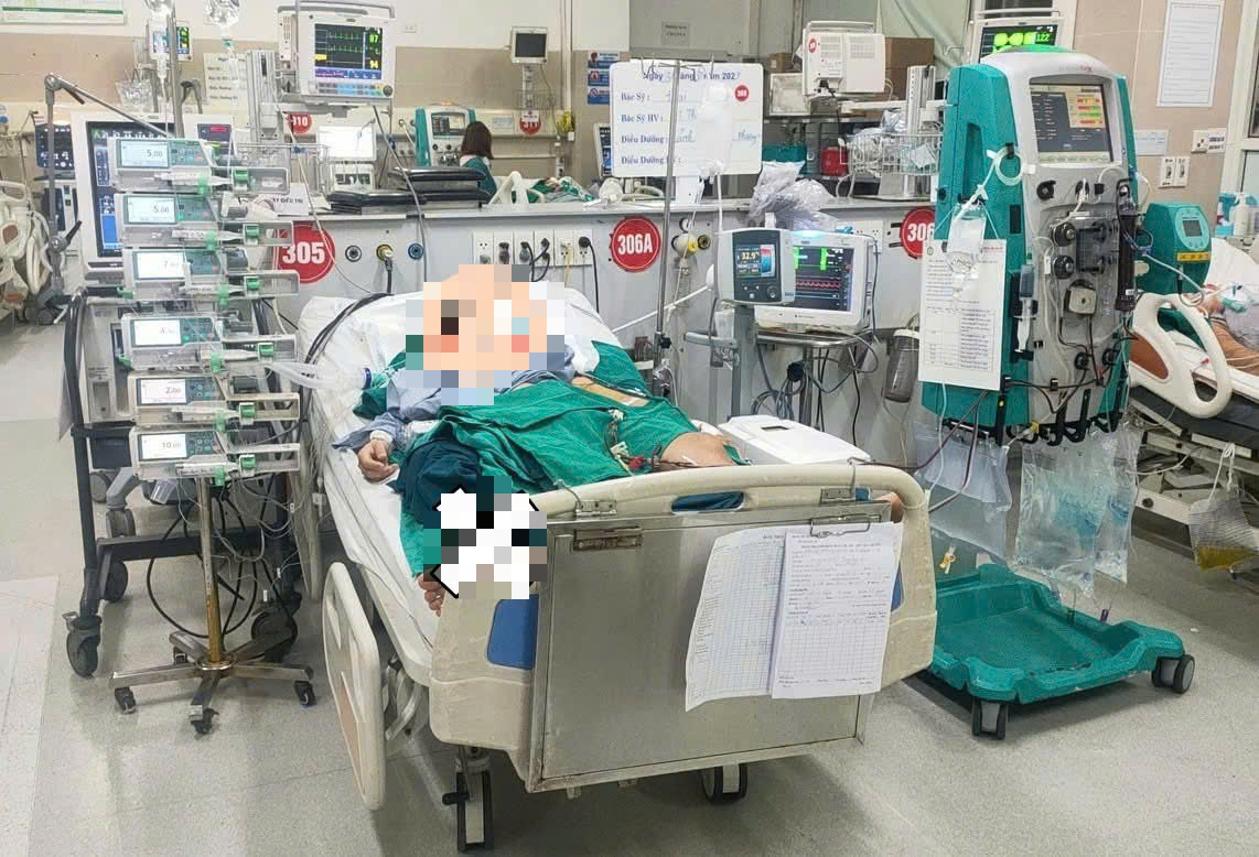 Cứu sống nữ sinh 17 tuổi từ lằn ranh sinh tử mắc bệnh hiếm gặp bậc nhất thế giới- Ảnh 1.