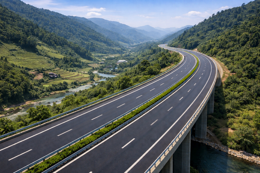 Thực hiện Dự án cao tốc Sơn La - Điện Biên - cửa khẩu Tây Trang (giai đoạn 1) theo hình thức đầu tư công- Ảnh 1.