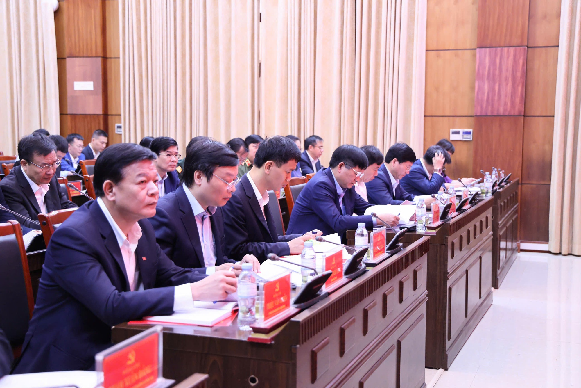 Công bố quyết định kiểm tra, giám sát của Bộ Chính trị, Ban Bí thư đối với Ban Thường vụ Tỉnh ủy Điện Biên- Ảnh 3.