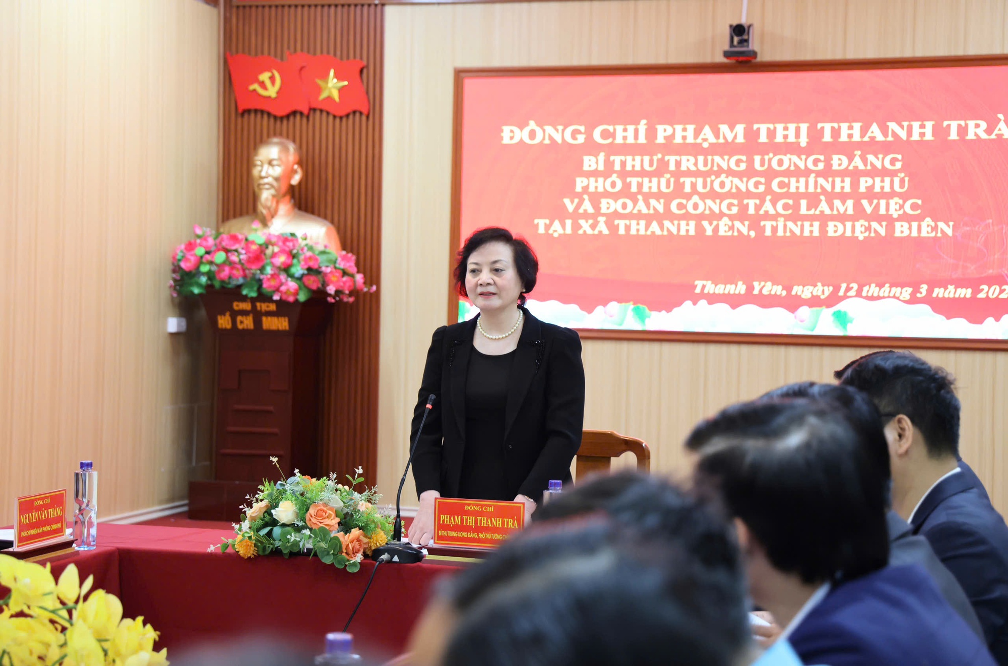 Phó Thủ tướng Phạm Thị Thanh Trà: Không nhất thiết xã nào cũng cần lập thêm phòng chuyên môn- Ảnh 2.