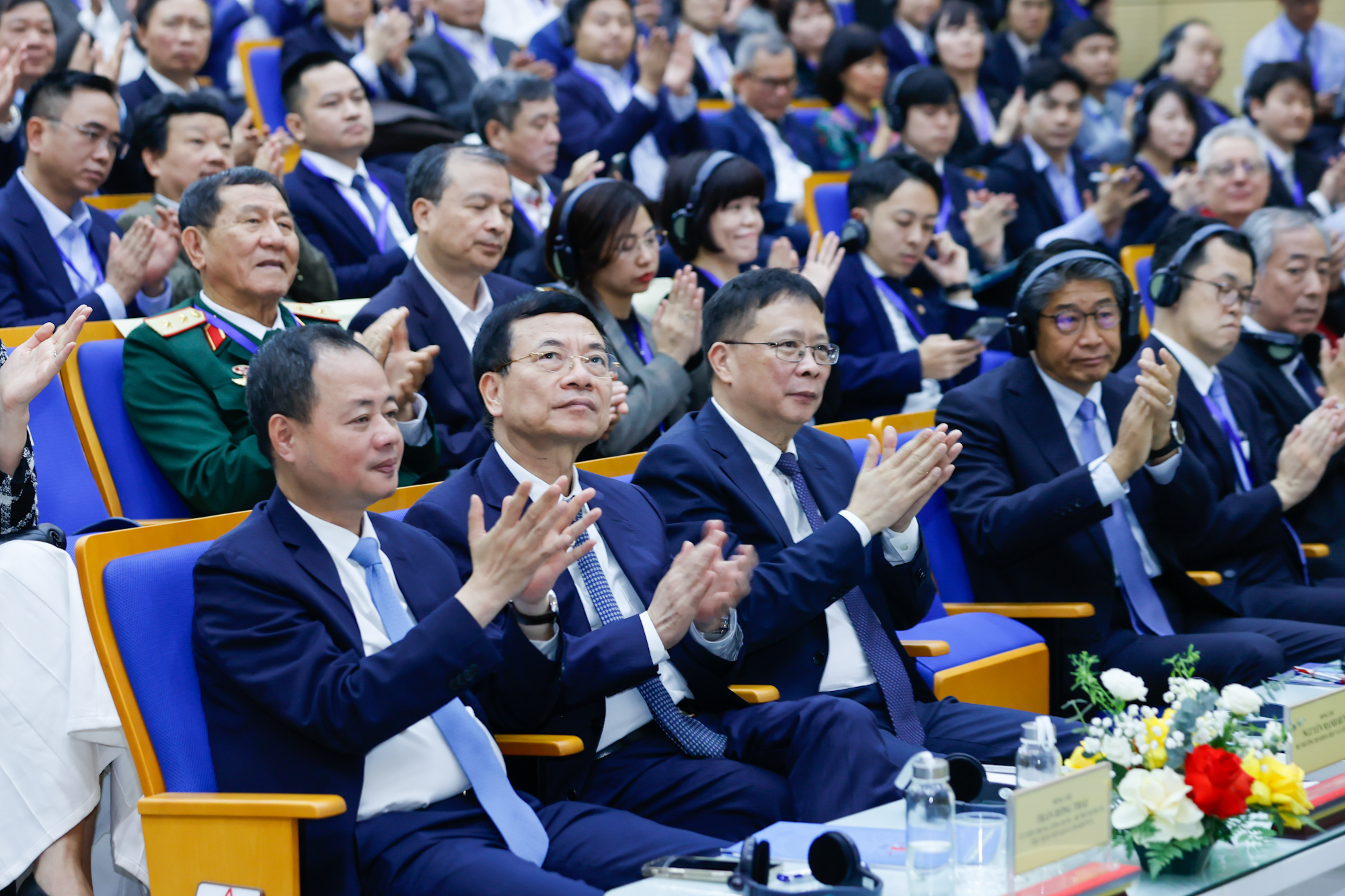 Thủ tướng dự Diễn đàn tầm nhìn vũ trụ Việt Nam - Nhật Bản và khánh thành Trung tâm Vũ trụ Việt Nam- Ảnh 8.