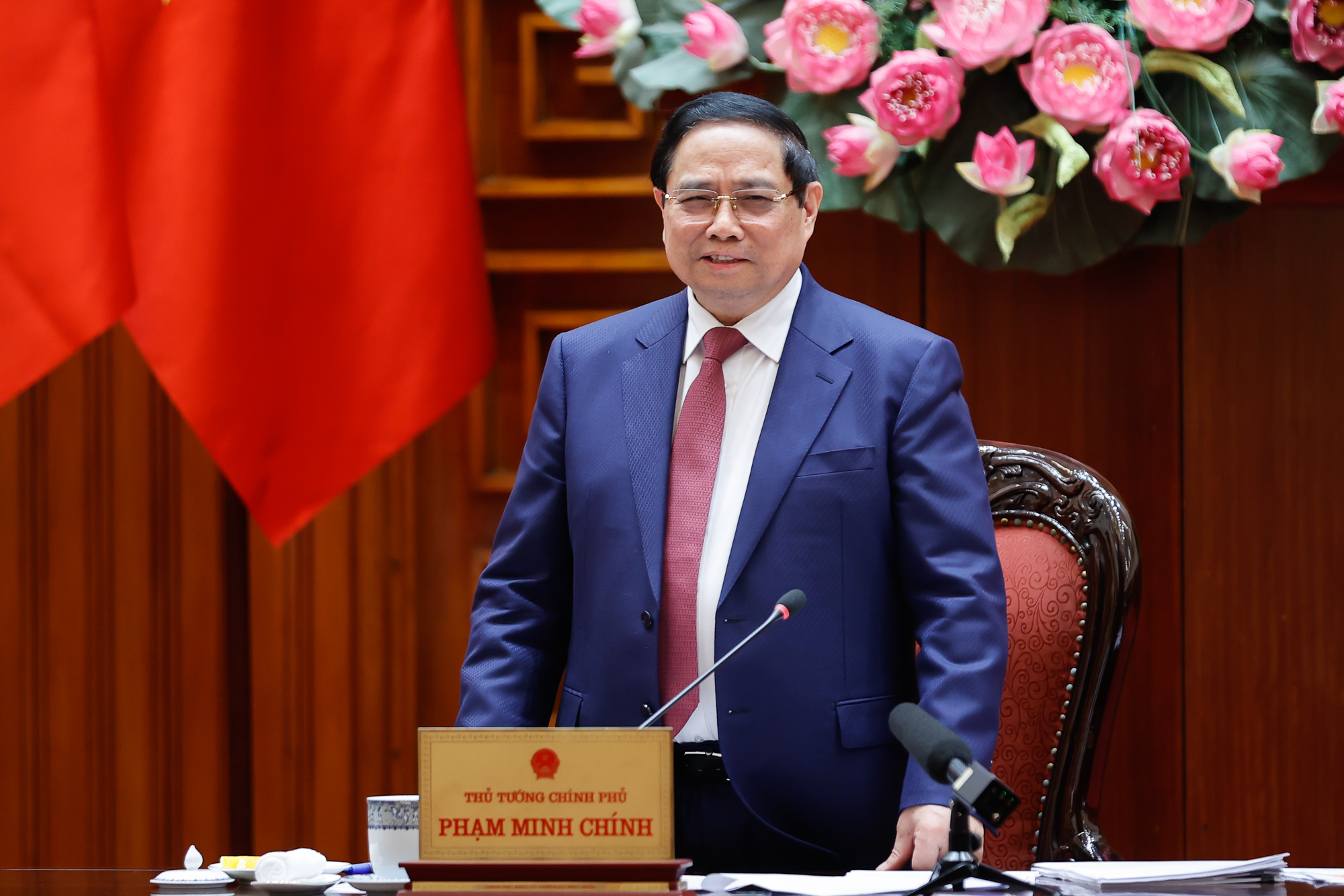 Thủ tướng Phạm Minh Chính: Xăng dầu và năng lượng cho sản xuất, tiêu dùng được bảo đảm- Ảnh 2.