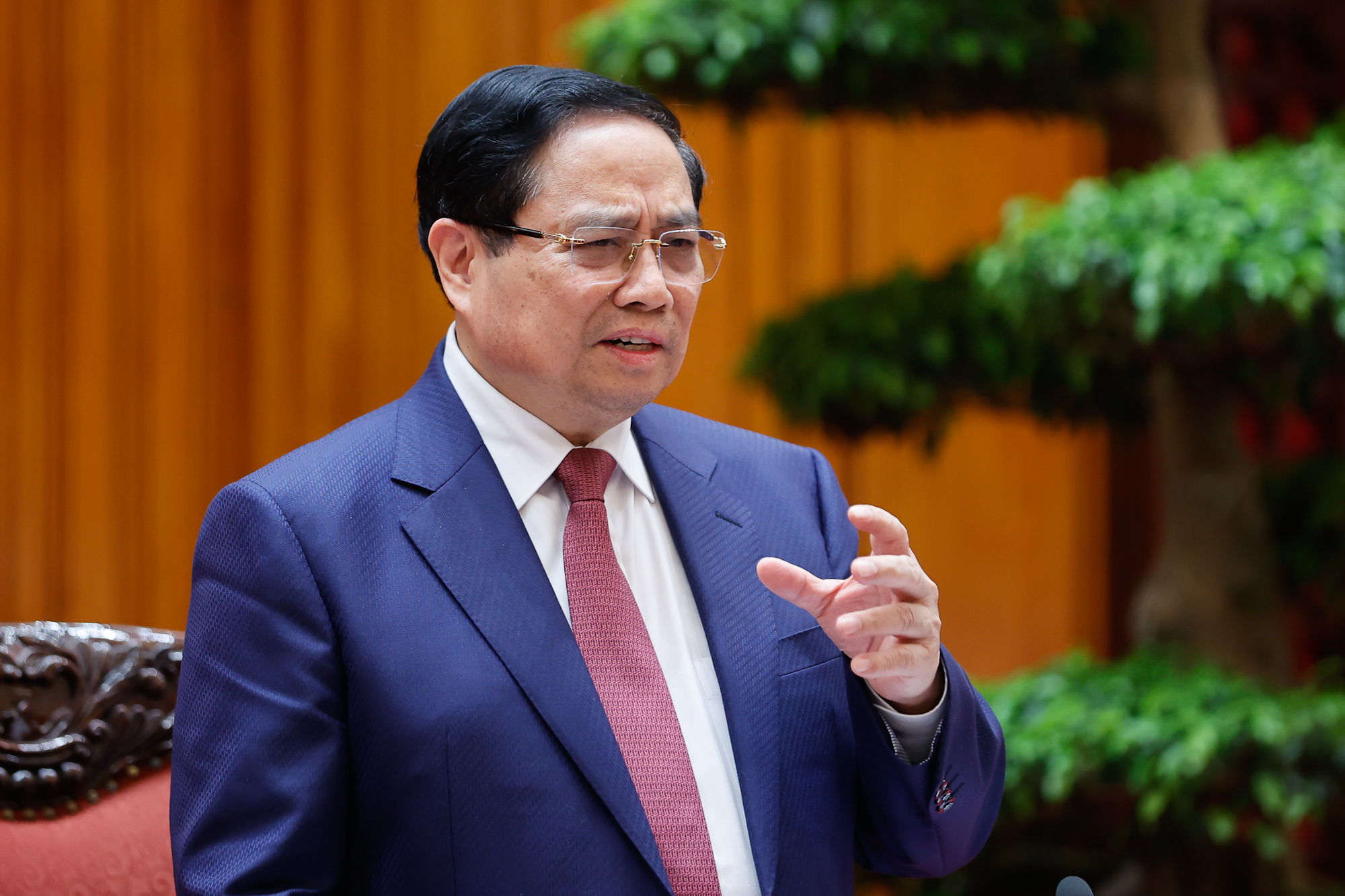 Thủ tướng Phạm Minh Chính: Xăng dầu và năng lượng cho sản xuất, tiêu dùng được bảo đảm- Ảnh 6.