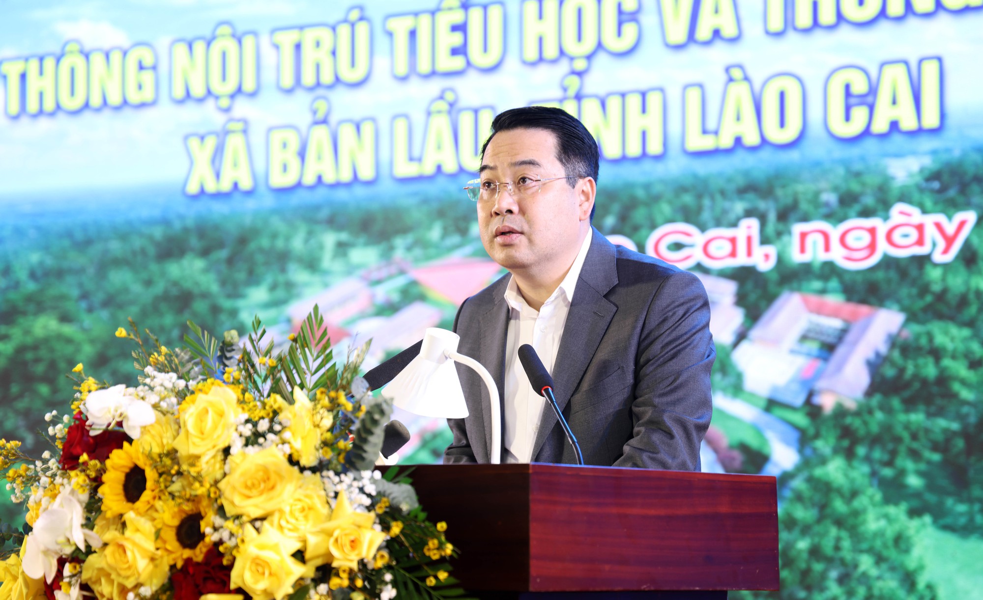 Phó Thủ tướng Lê Thành Long dự khởi công 