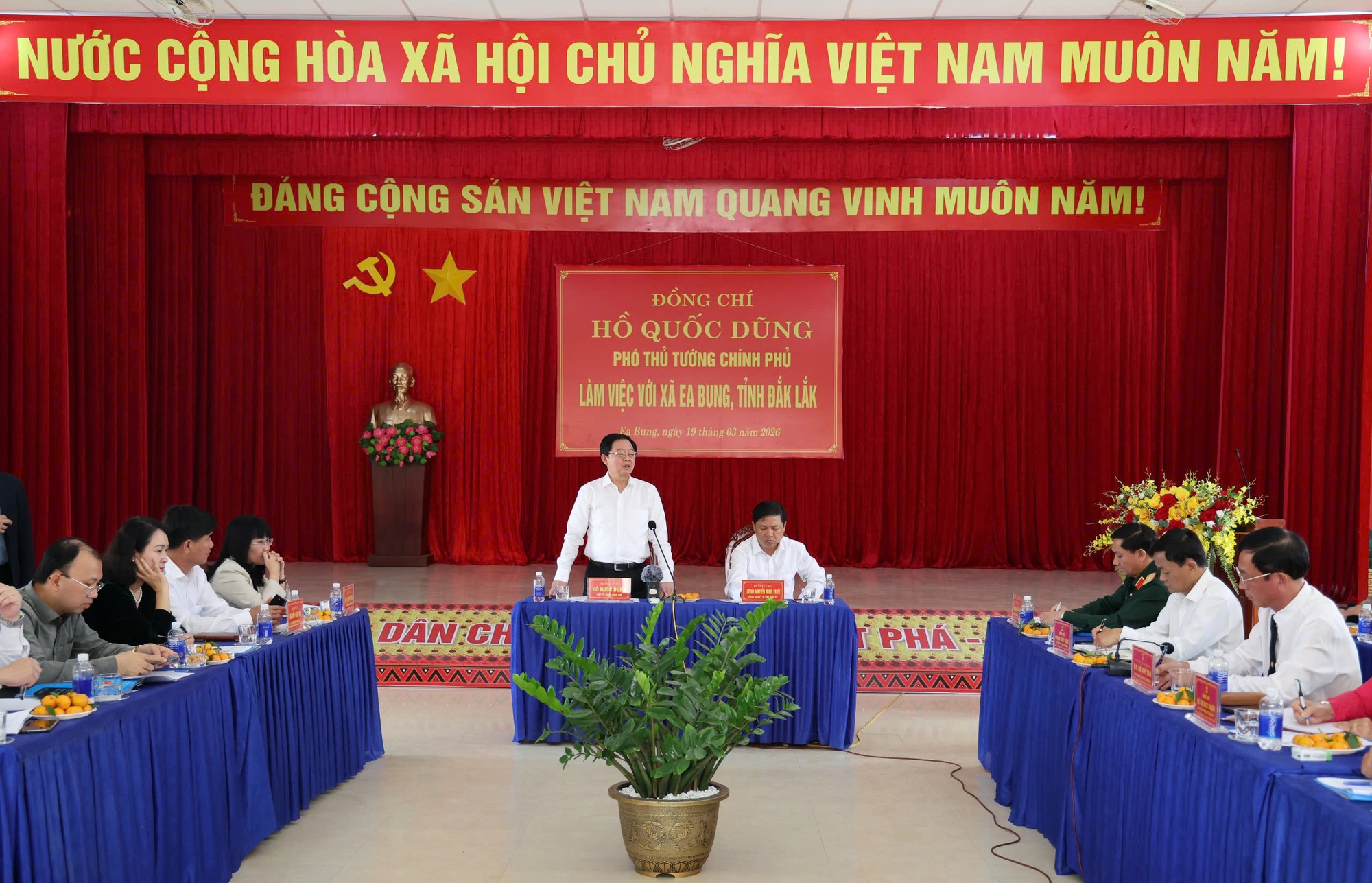 Hoàn thiện mô hình chính quyền 2 cấp, nâng cao hiệu quả phục vụ người dân- Ảnh 6.