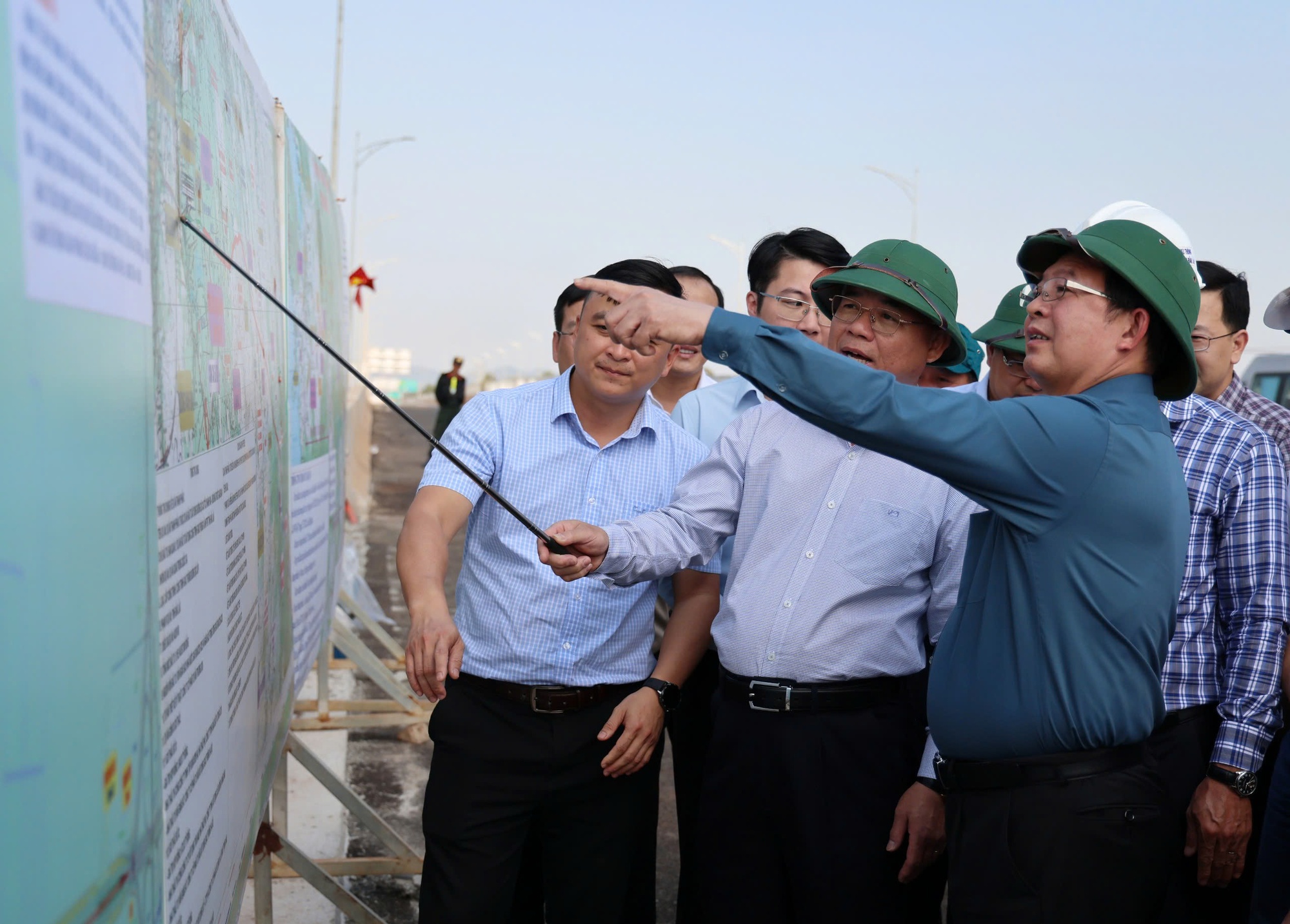 Tăng tốc thực hiện cao tốc Khánh Hòa - Buôn Ma Thuột, hoàn thành toàn tuyến vào dịp 2/9/2026- Ảnh 1.