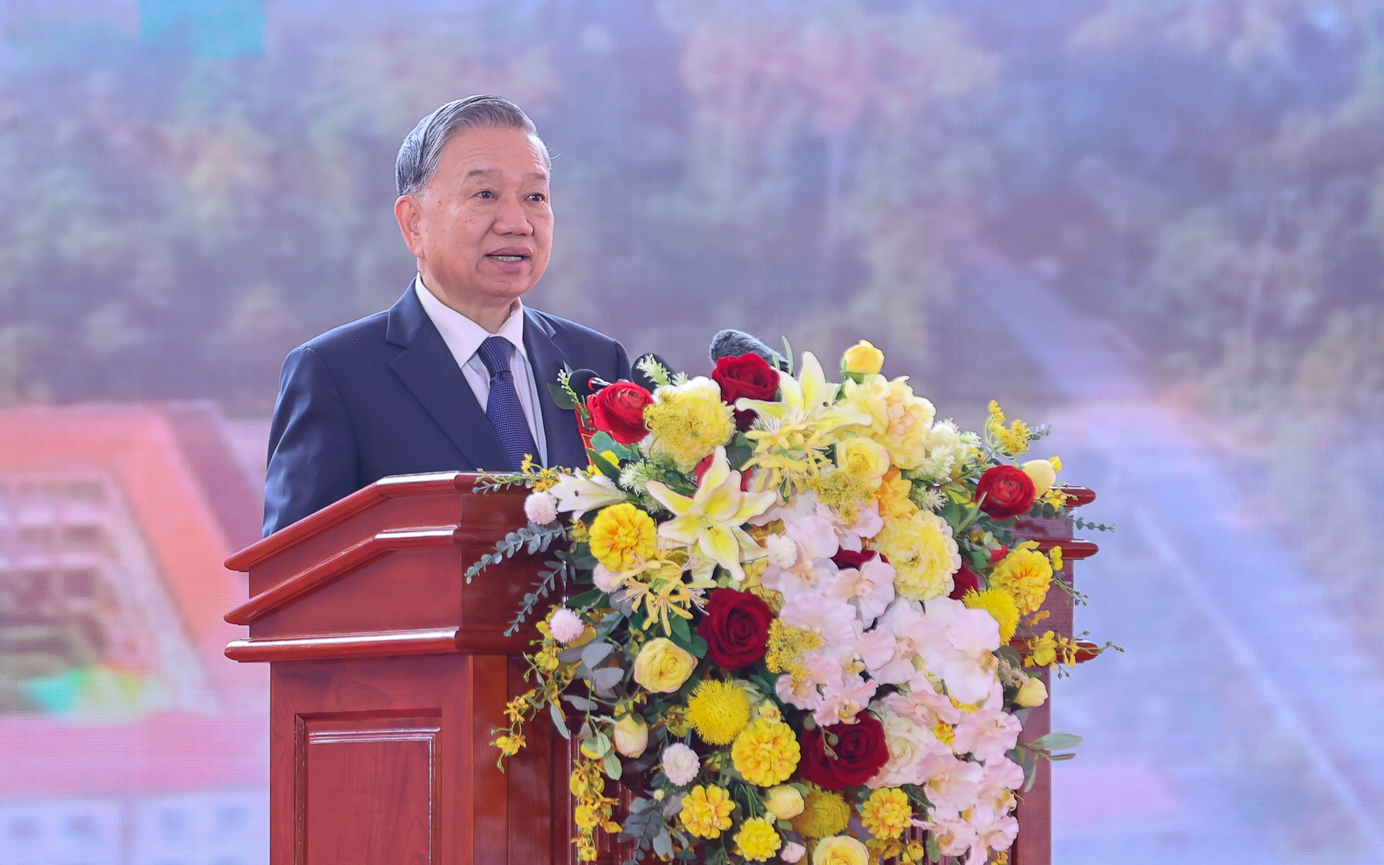 Tổng Bí thư Tô Lâm: Tiếp tục xây dựng đủ trường, đủ lớp trên toàn quốc để mọi học sinh đều được đến trường