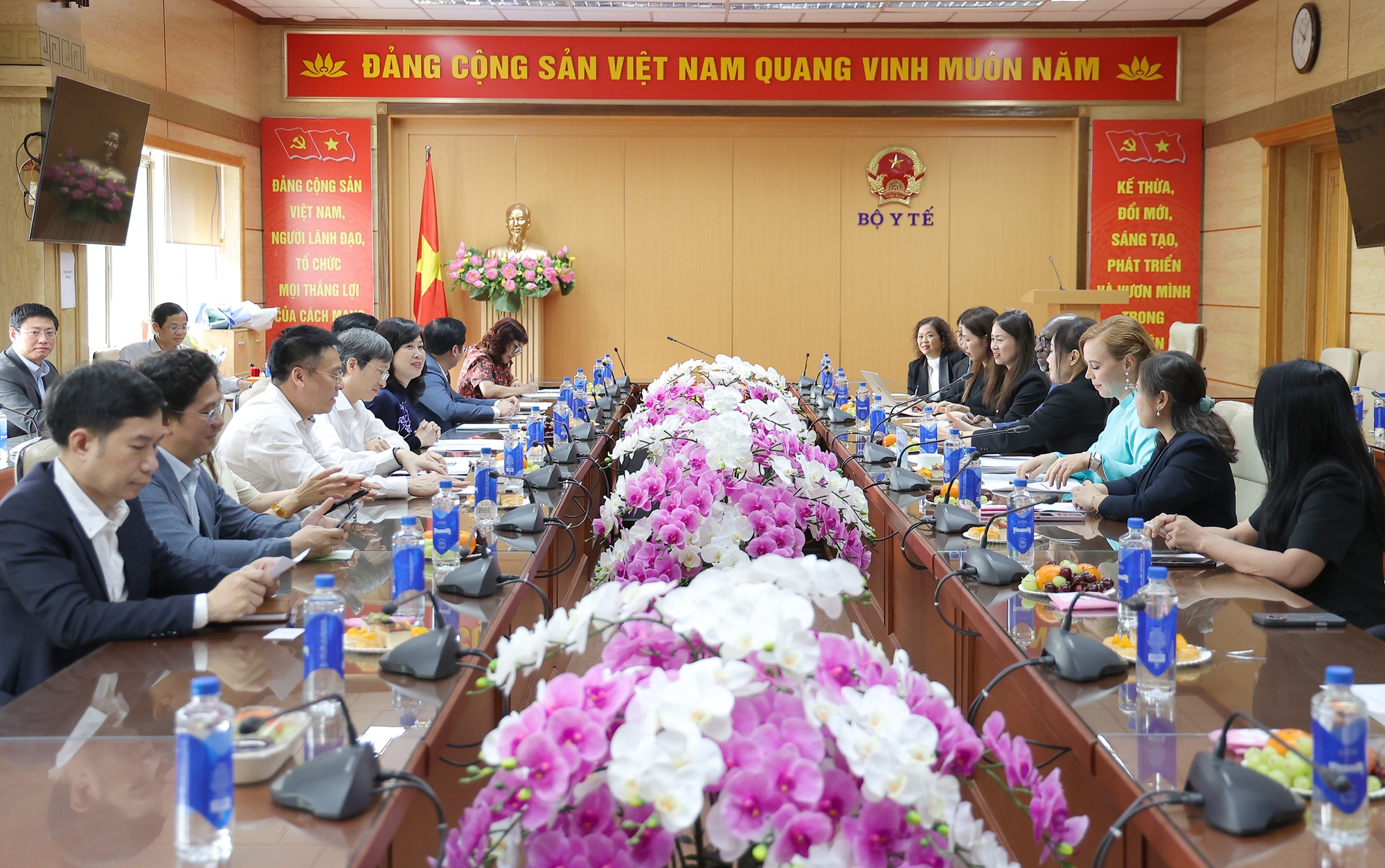 MSD nhận Bằng khen Bộ Y tế mừng kỷ niệm 30 năm hoạt động tại Việt Nam- Ảnh 3.