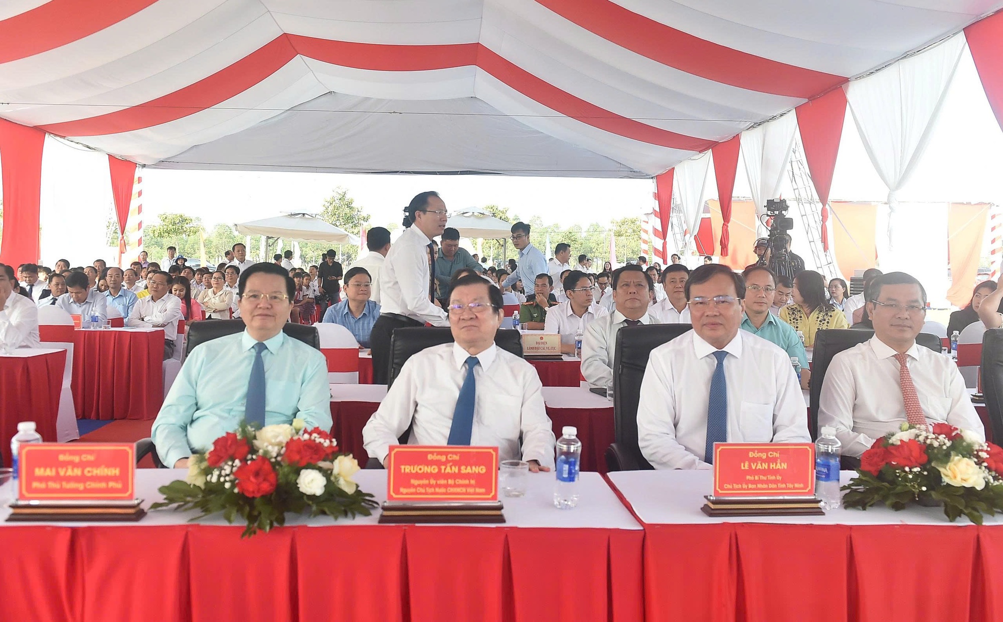 TỔNG THUẬT: Khởi c&ocirc;ng đồng loạt c&aacute;c trường nội tr&uacute; li&ecirc;n cấp v&ugrave;ng bi&ecirc;n giai đoạn 2- Ảnh 17.