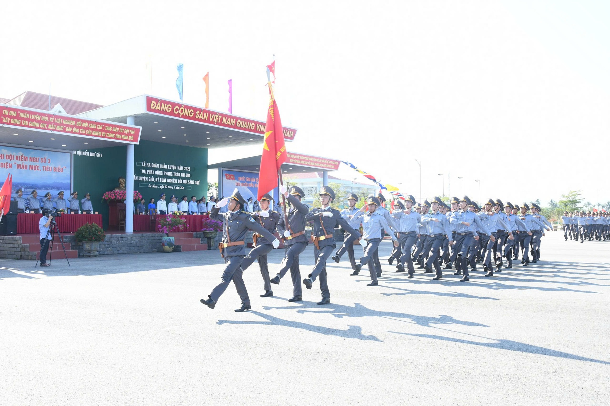 Bộ đội Quân khu 5, Cảnh sát biển đồng loạt ra quân huấn luyện năm 2026- Ảnh 3.