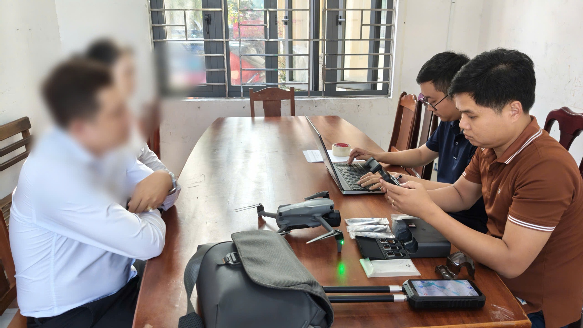 Tăng cường kiểm soát UAV, bảo đảm an toàn hàng không tại sân bay Đà Nẵng- Ảnh 4. Tăng cường kiểm soát UAV, bảo đảm an toàn hàng không tại sân bay Đà Nẵng- Ảnh 4.