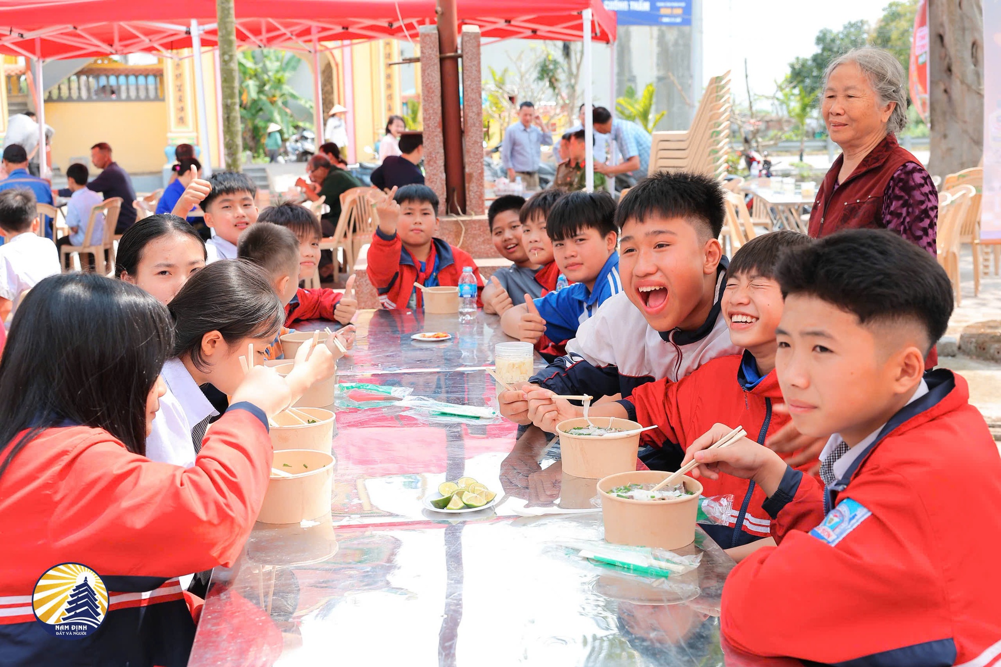 Festival Phở 2026-Lan tỏa giá trị di sản tri thức dân gian Phở Việt - Ảnh 4. Festival Phở 2026-Lan tỏa giá trị di sản tri thức dân gian Phở Việt - Ảnh 4.