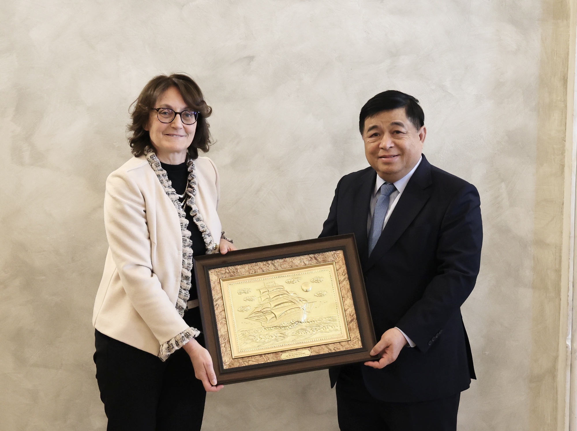 Hoan nghênh Tập đoàn ngân hàng-tài chính lớn nhất Italy đồng hành cùng kinh tế Việt Nam- Ảnh 7.