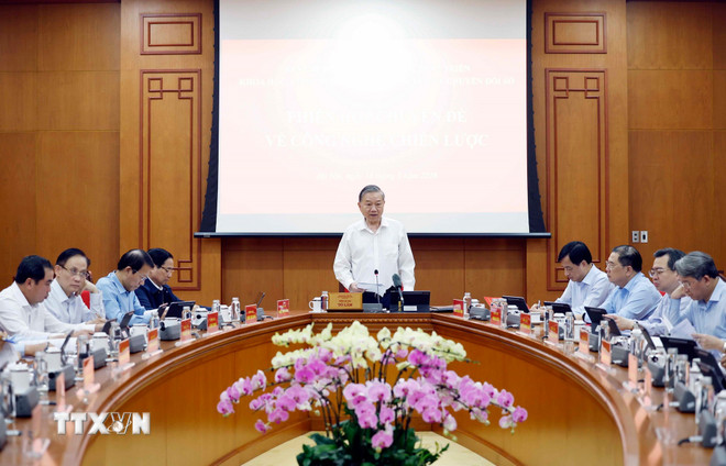 Thông báo Kết luận của Tổng Bí thư tại Phiên họp chuyên đề về công nghệ chiến lược- Ảnh 1. Thông báo Kết luận của Tổng Bí thư tại Phiên họp chuyên đề về công nghệ chiến lược- Ảnh 1.