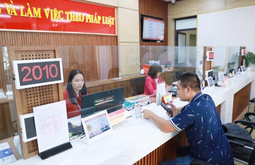 Tiếp tục đẩy mạnh phân cấp, phân quyền về thủ tục hành chính cho địa phương- Ảnh 1.