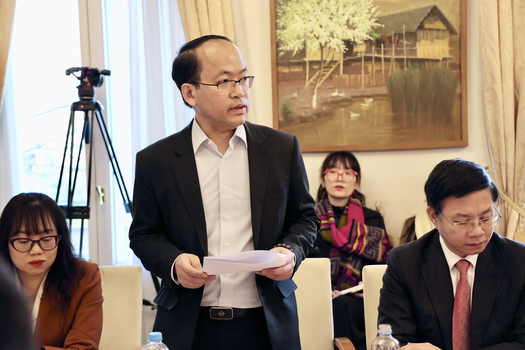 Huy động mọi nguồn lực, chắt chiu mọi cơ hội để đóng góp vào tăng trưởng- Ảnh 3. Huy động mọi nguồn lực, chắt chiu mọi cơ hội để đóng góp vào tăng trưởng- Ảnh 3.