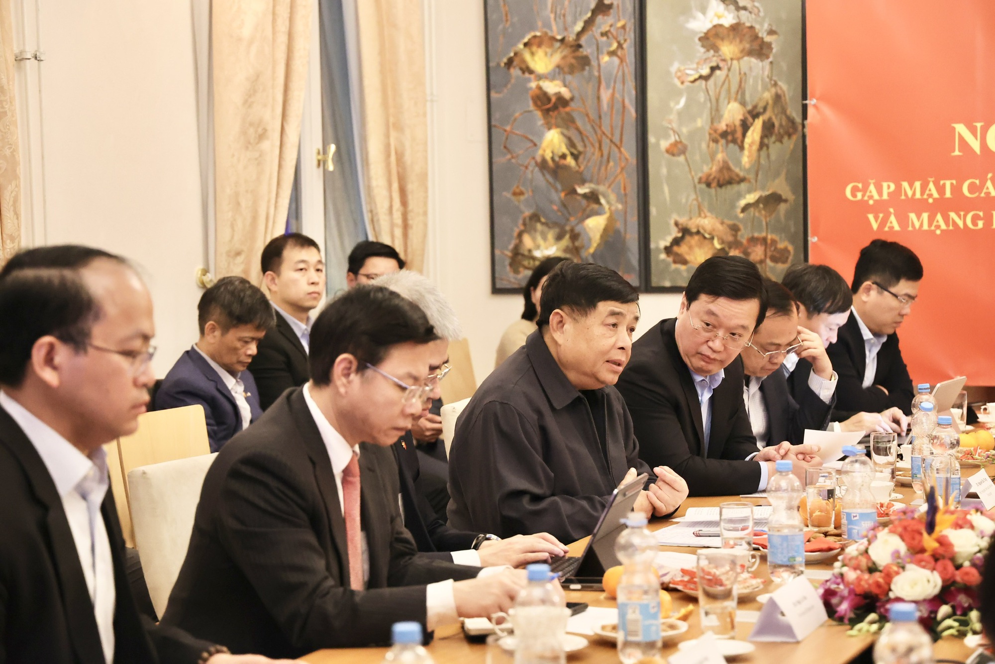 Huy động mọi nguồn lực, chắt chiu mọi cơ hội để đóng góp vào tăng trưởng- Ảnh 1. Huy động mọi nguồn lực, chắt chiu mọi cơ hội để đóng góp vào tăng trưởng- Ảnh 1.