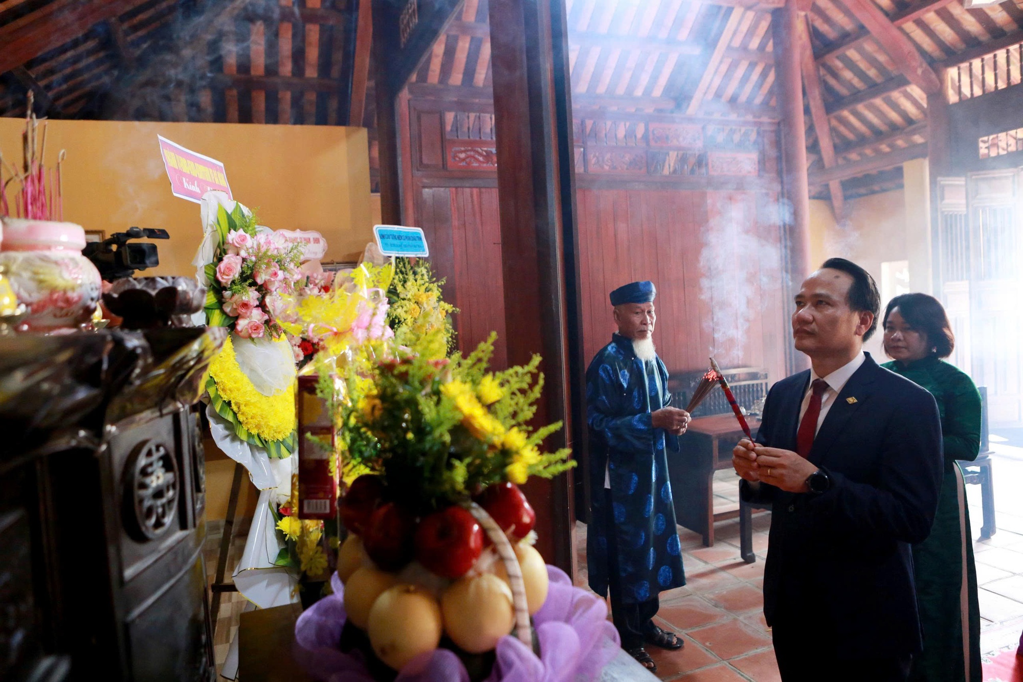 Đà Nẵng tưởng niệm 100 năm ngày mất nhà yêu nước Phan Châu Trinh- Ảnh 1. Đà Nẵng tưởng niệm 100 năm ngày mất nhà yêu nước Phan Châu Trinh- Ảnh 1.