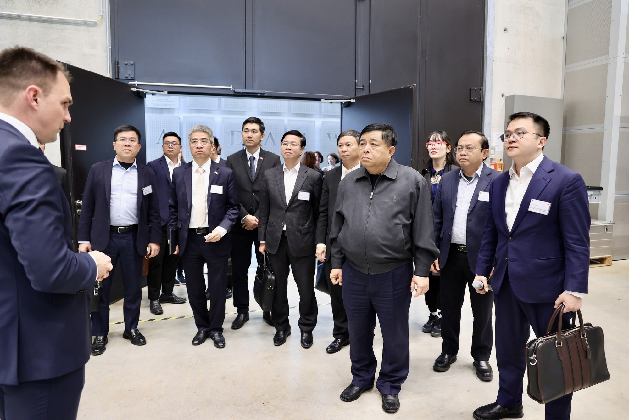 Khuyến khích Tập đoàn TRUMPF mở rộng đầu tư kinh doanh tại Việt Nam- Ảnh 2.