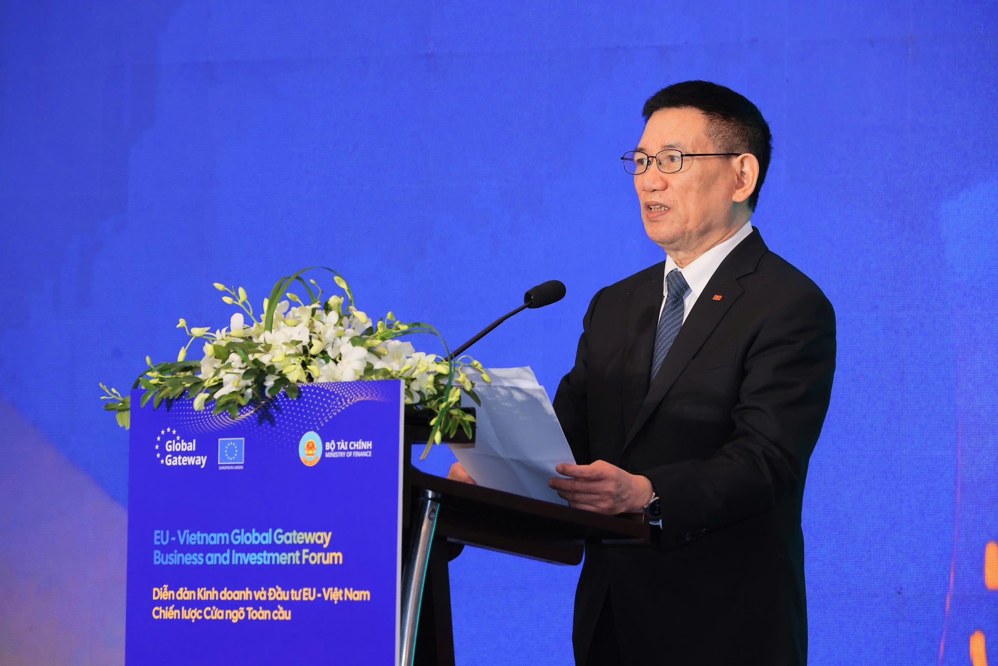 Việt Nam không chỉ muốn phát triển kinh tế nhanh, mà phải vững, đi xa, đi cùng nhau- Ảnh 1.