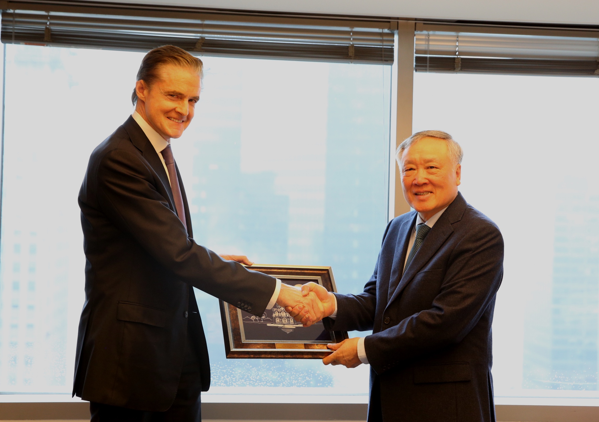 Phó Thủ tướng Thường trực Nguyễn Hòa Bình thăm và làm việc với hai sàn giao dịch chứng khoán lớn của Hoa Kỳ- Ảnh 6.