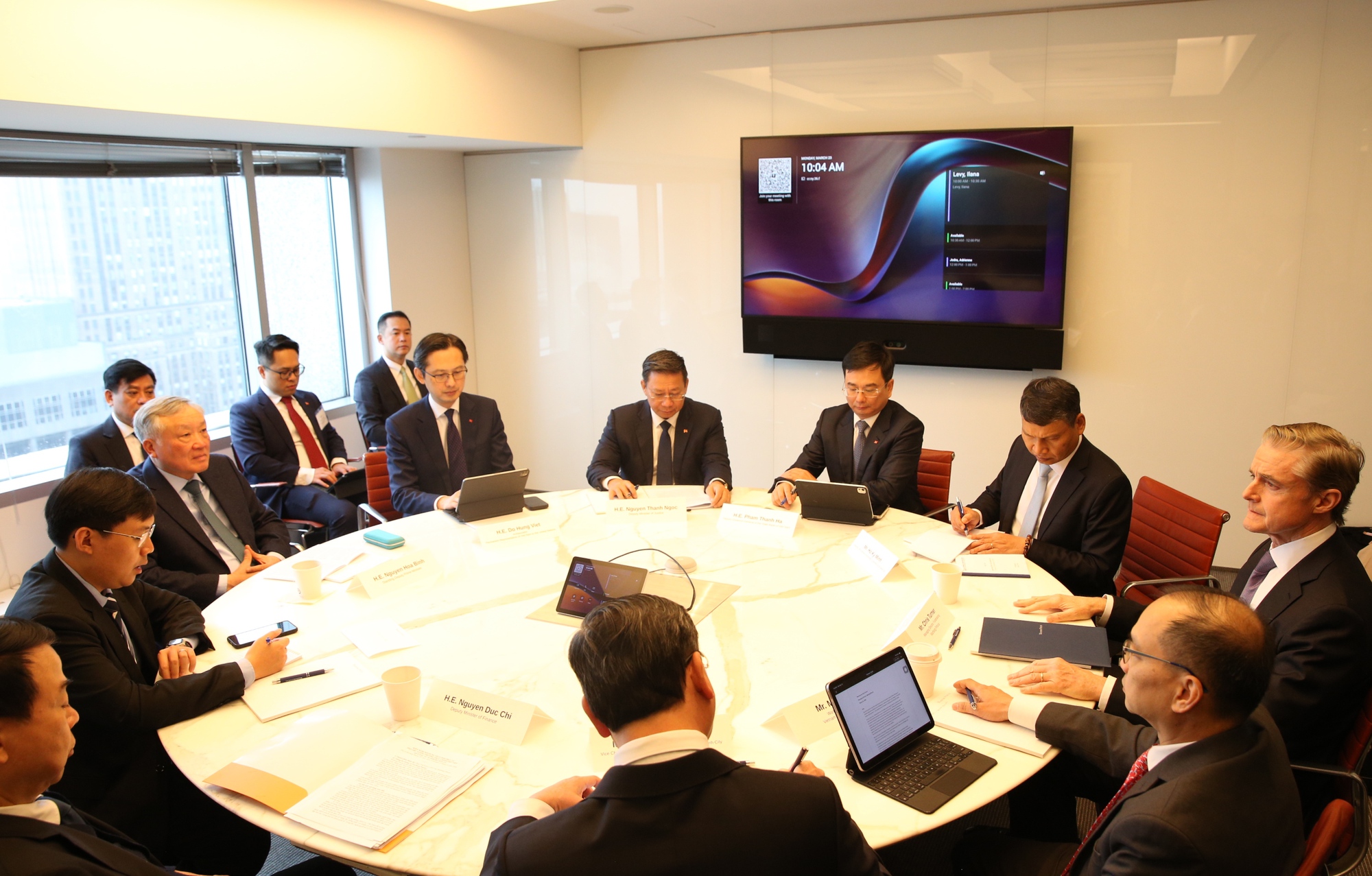 Phó Thủ tướng Thường trực Nguyễn Hòa Bình thăm và làm việc với hai sàn giao dịch chứng khoán lớn của Hoa Kỳ- Ảnh 7.