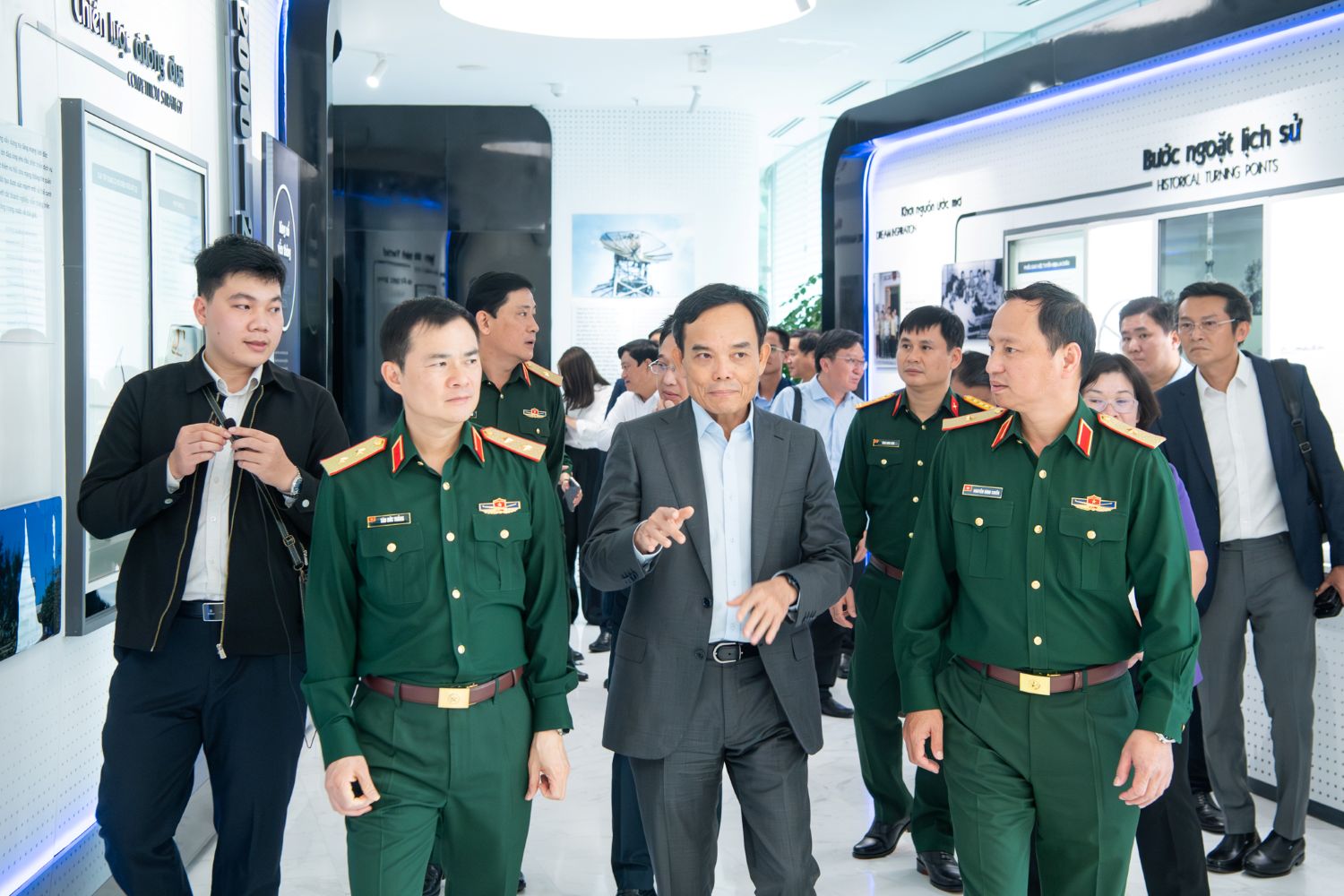 TPHCM ký thỏa thuận hợp tác chiến lược toàn diện với Tập đoàn Viettel- Ảnh 2.