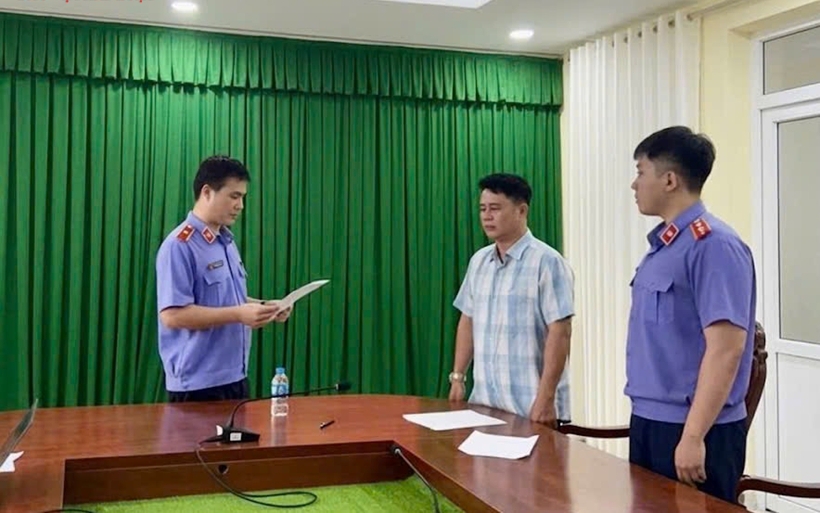 Tước danh hiệu Công an nhân dân đối với cán bộ công an liên quan vụ tai nạn giao thông khiến nữ sinh tử vong