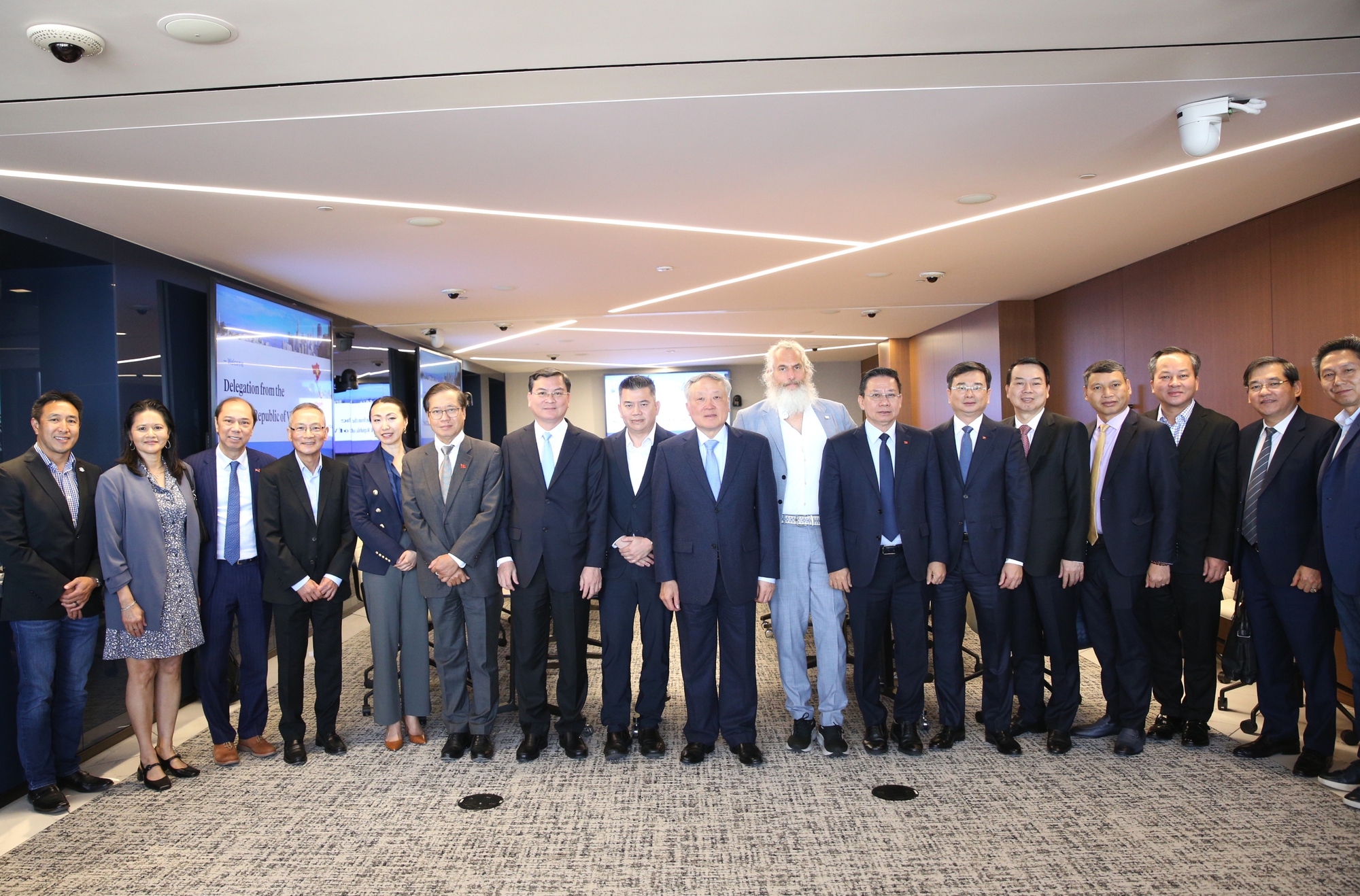 Khuyến khích các nhà đầu tư, doanh nghiệp, định chế tài chính của Thành phố San Francisco đầu tư vào VIFC- Ảnh 4. Khuyến khích các nhà đầu tư, doanh nghiệp, định chế tài chính của Thành phố San Francisco đầu tư vào VIFC- Ảnh 4.