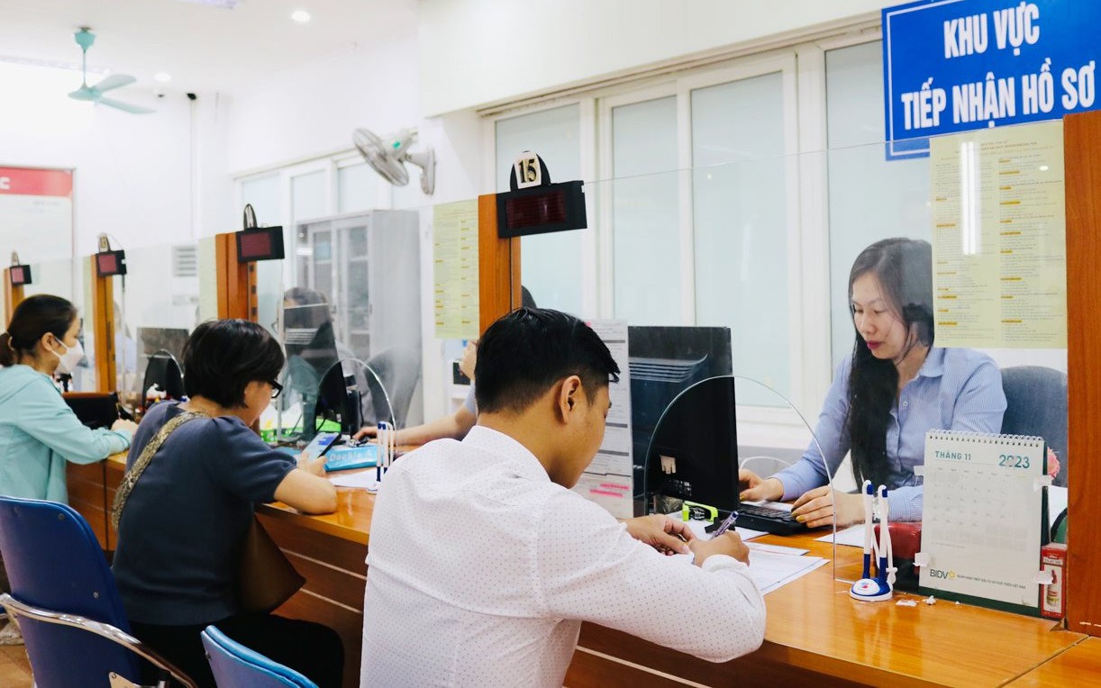 Người lao động góp vốn ở công ty khác có được hưởng trợ cấp thất nghiệp?