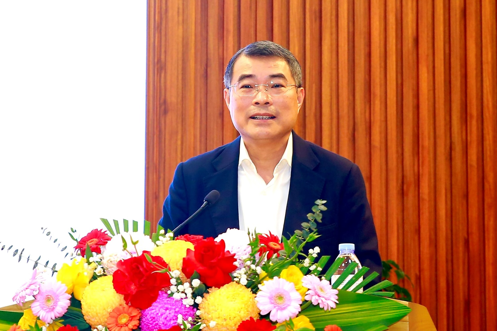 Hải Phòng cần tiếp tục hoàn thiện thể chế để bứt phá, phát triển nhanh, bền vững- Ảnh 1.