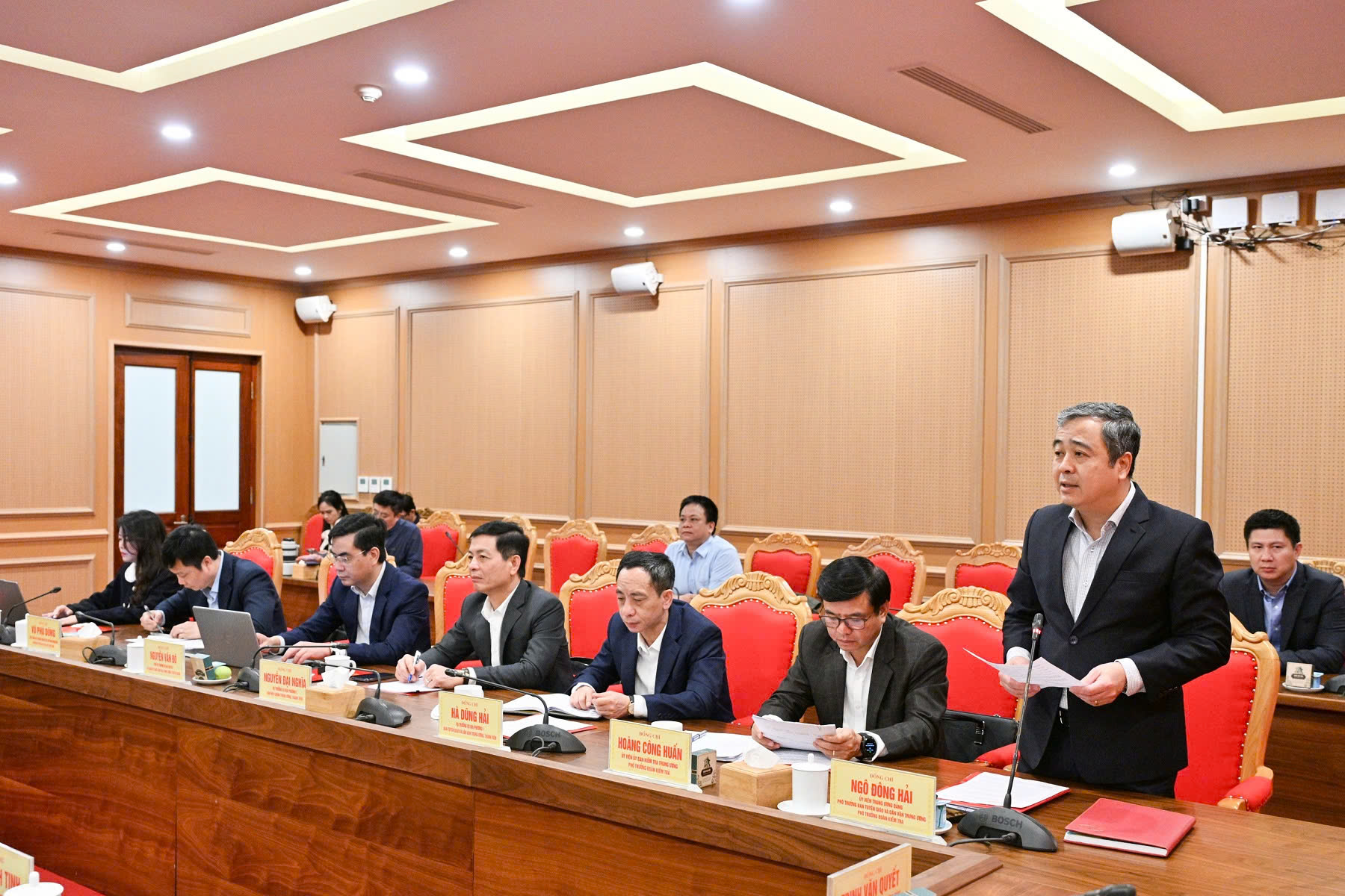 Công bố Quyết định kiểm tra, giám sát đối với Ban Thường vụ Tỉnh ủy Cao Bằng- Ảnh 2.