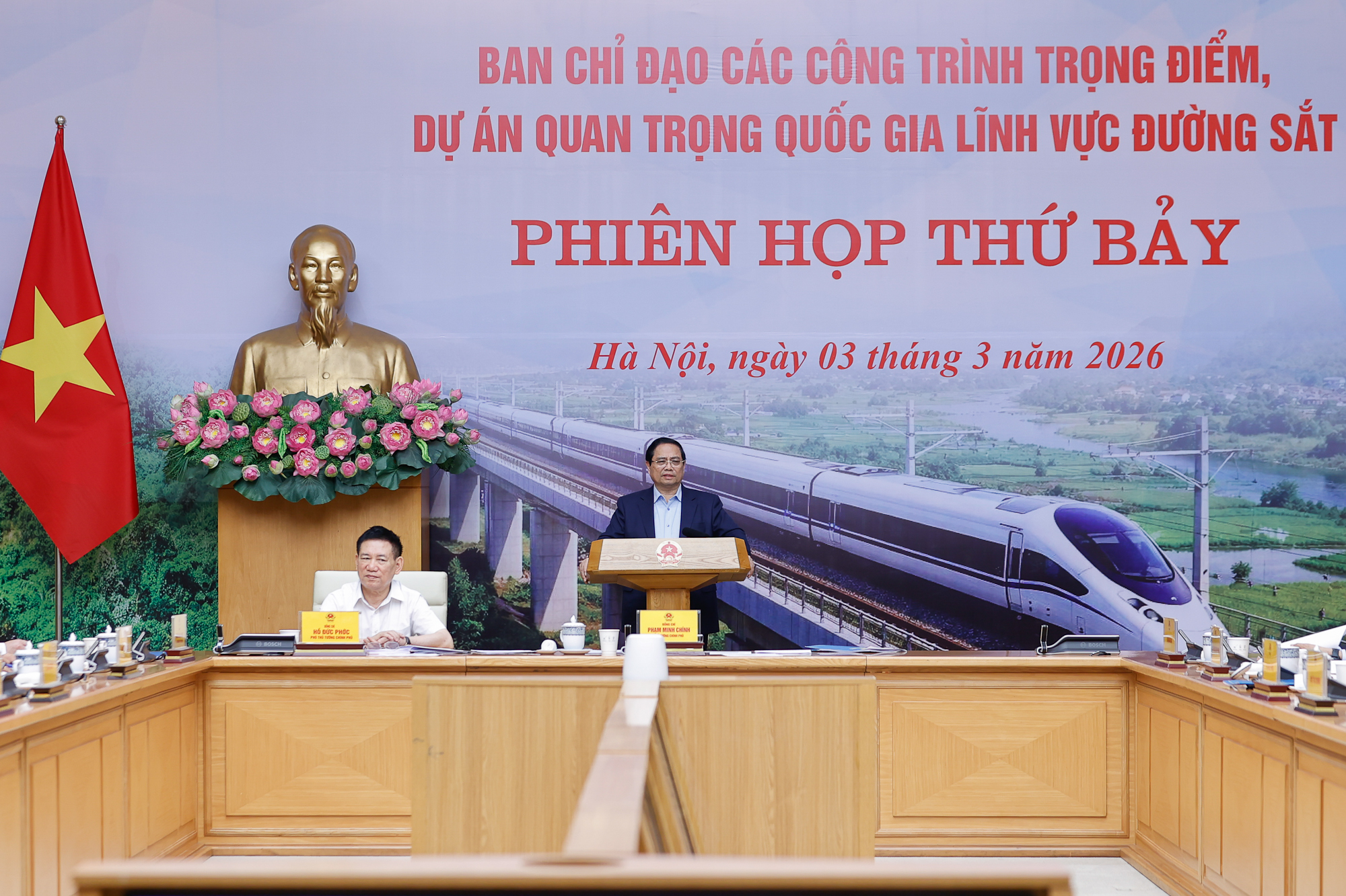 Thủ tướng: Tối ưu hóa hiệu quả các dự án và làm chủ công nghệ đường sắt- Ảnh 7.
