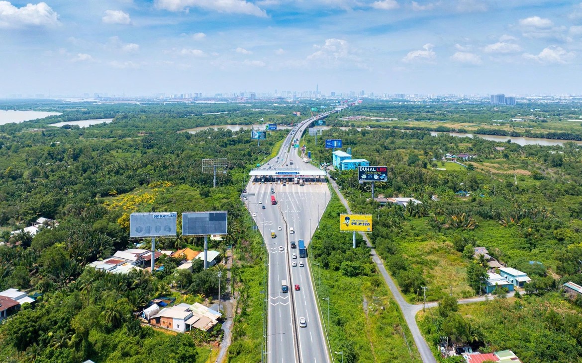 Cao tốc TPHCM - Long Thành - Dầu Giây phân làn riêng cho xe chạy tốc độ cao