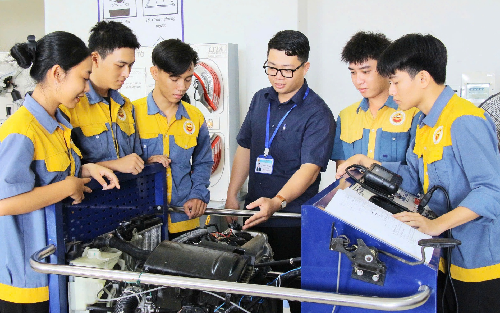 Đề xuất quy định tiêu chuẩn người dạy nghề- Ảnh 1. Đề xuất quy định tiêu chuẩn người dạy nghề- Ảnh 1.