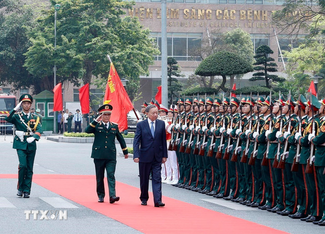 Tổng Bí thư: Xây dựng Bệnh viện Trung ương Quân đội 108 trở thành mô hình kiểu mẫu trong chăm sóc sức khỏe- Ảnh 1.