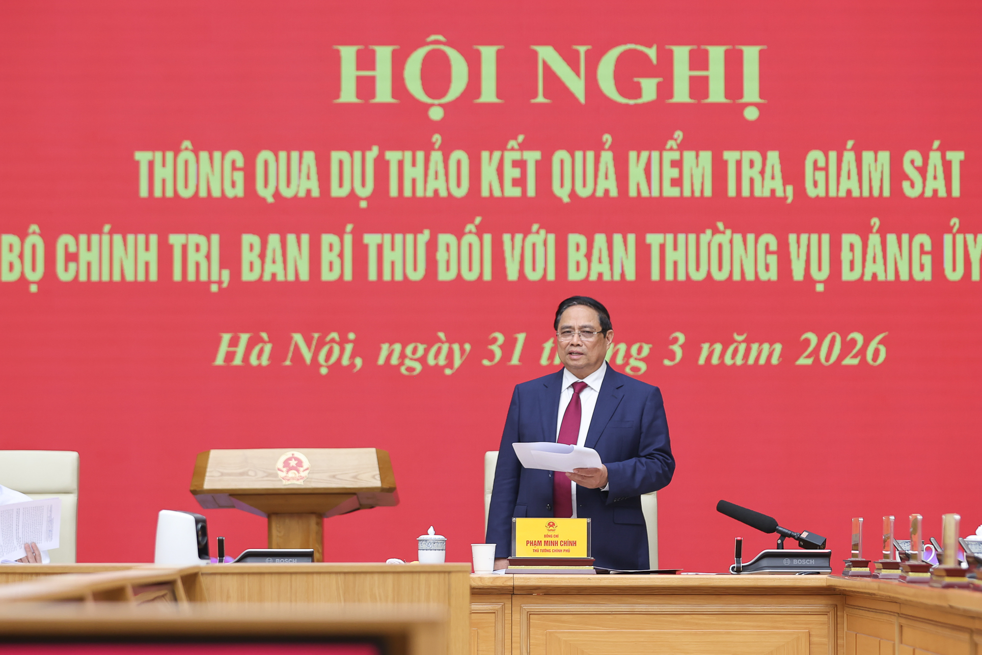 Thông qua Báo cáo kiểm tra, giám sát của Bộ Chính trị, Ban Bí thư đối với Ban Thường vụ Đảng ủy Chính phủ- Ảnh 2. Thông qua Báo cáo kiểm tra, giám sát của Bộ Chính trị, Ban Bí thư đối với Ban Thường vụ Đảng ủy Chính phủ- Ảnh 2.