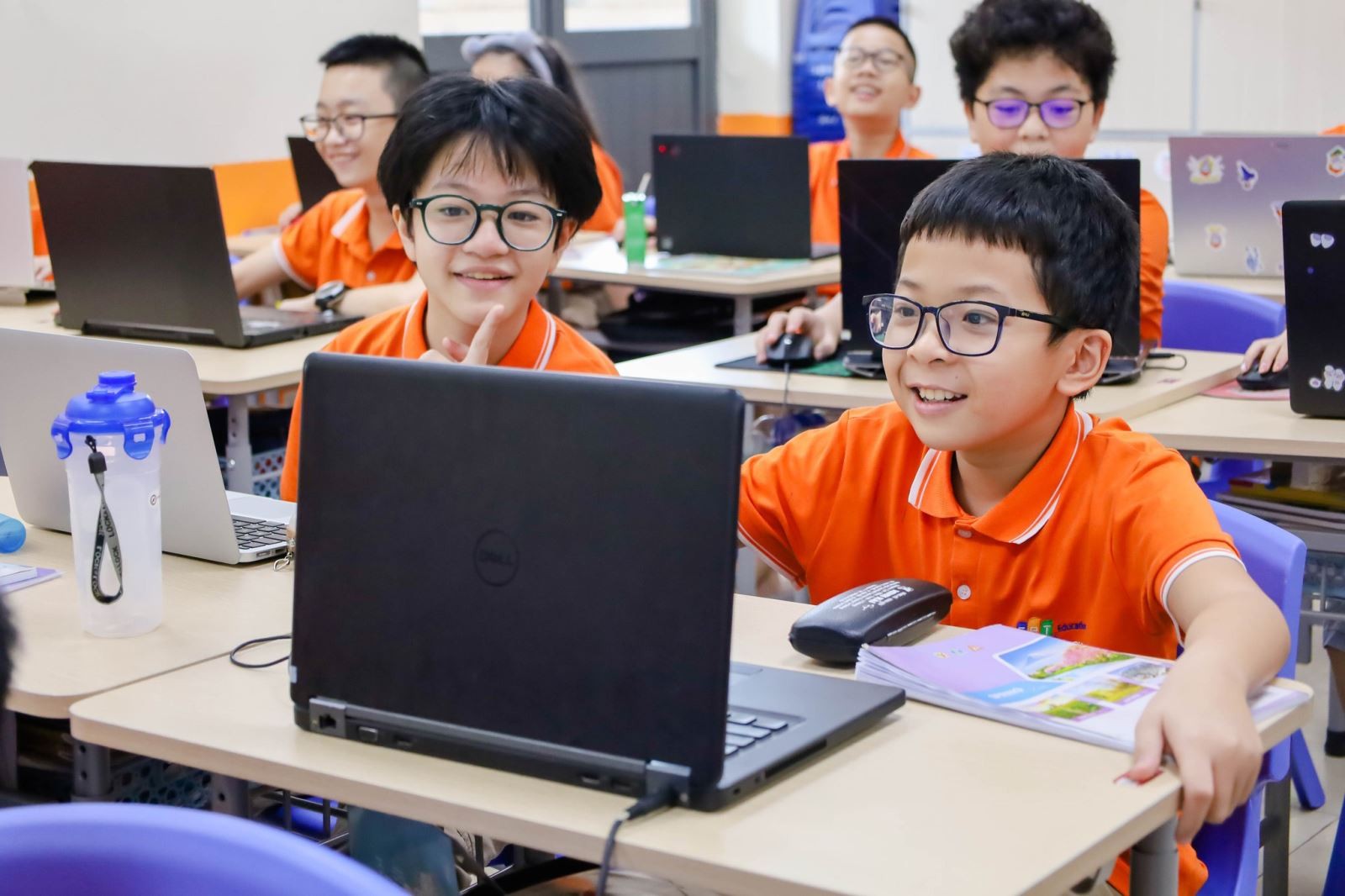 Đưa AI vào trường học: Thiết kế chính sách để công nghệ phục vụ học tập hiệu quả (BÀI 3)- Ảnh 2.