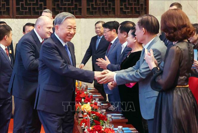 Tổng Bí thư Tô Lâm dự Chương trình giao lưu nghệ thuật 'Tâm hồn Nga trong lòng Việt Nam'- Ảnh 1.