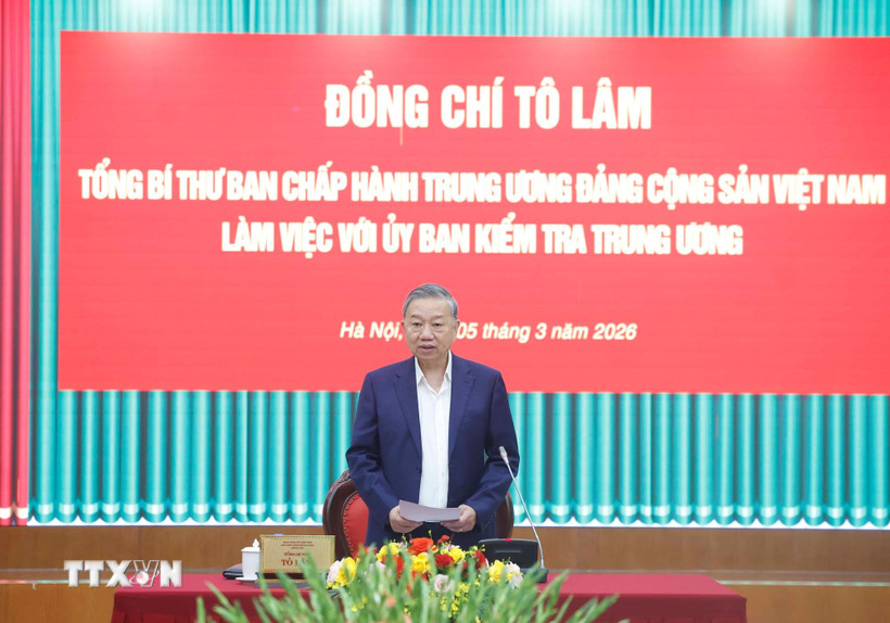 Tổng Bí thư Tô Lâm: Chuyển mạnh công tác kiểm tra, giám sát sang phòng ngừa từ sớm, từ xa- Ảnh 2.