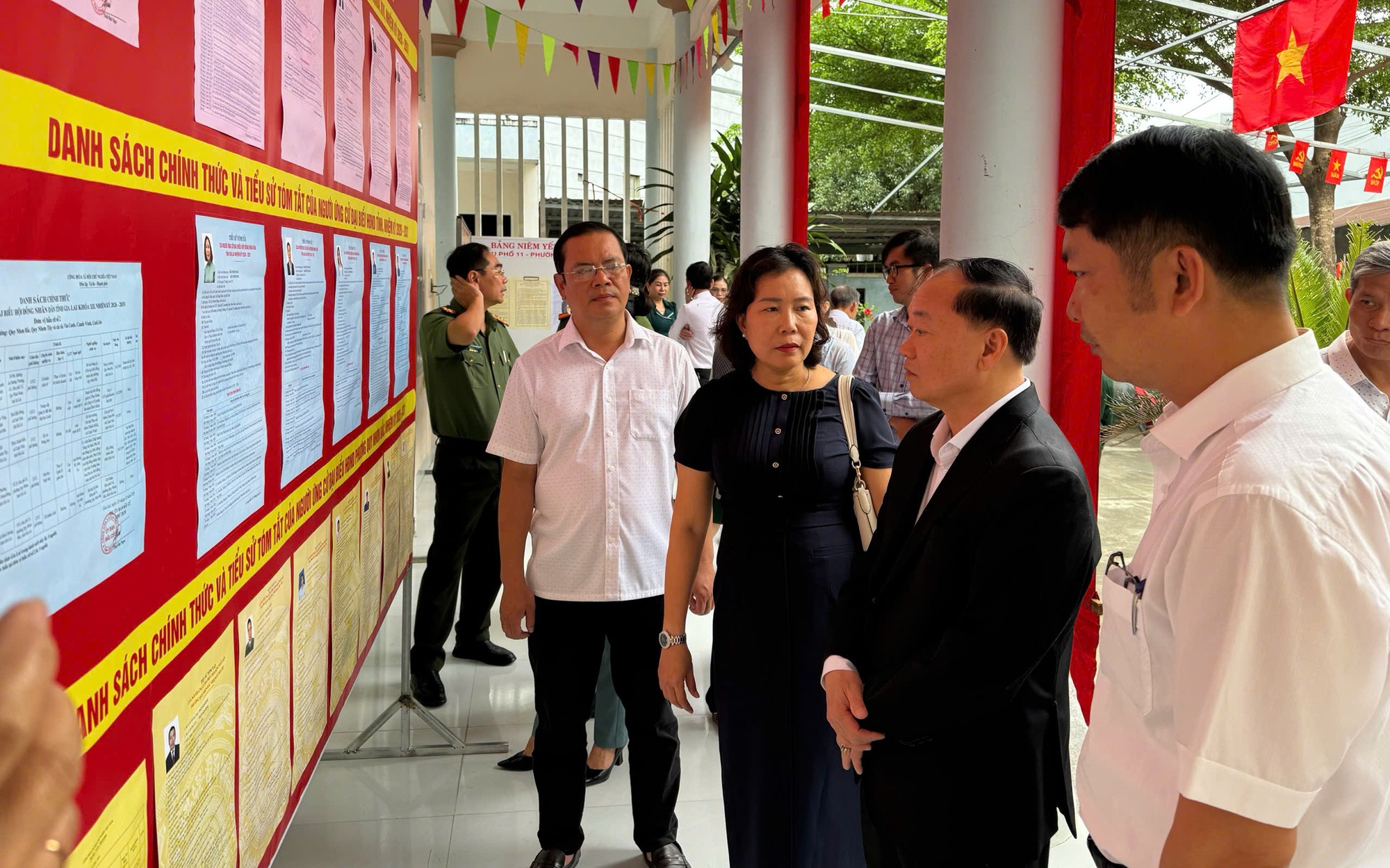 Lãnh đạo tỉnh Gia Lai kiểm tra công tác chuẩn bị bầu cử tại các xã, phường