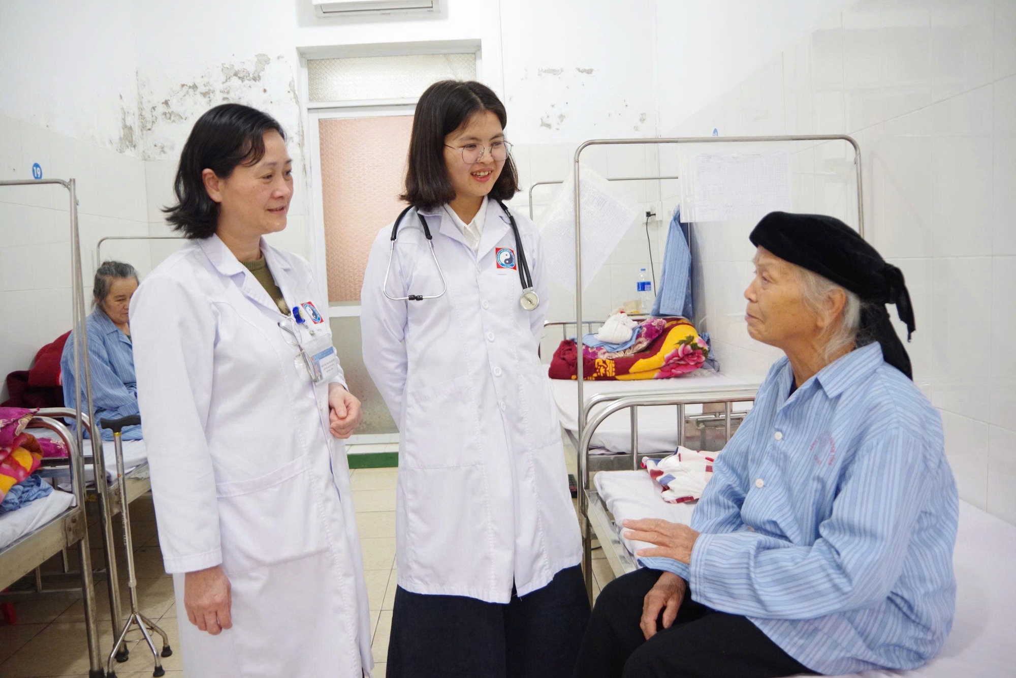 Nâng bước một giấc mơ vùng biên- Ảnh 2.