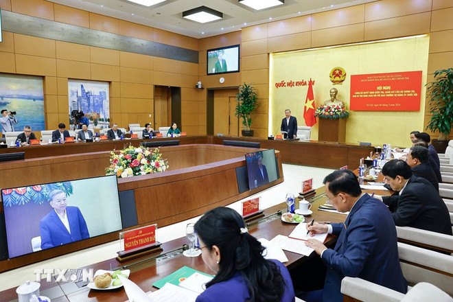 Công bố quyết định kiểm tra, giám sát đối với Ban Thường vụ Đảng ủy Quốc hội- Ảnh 2.